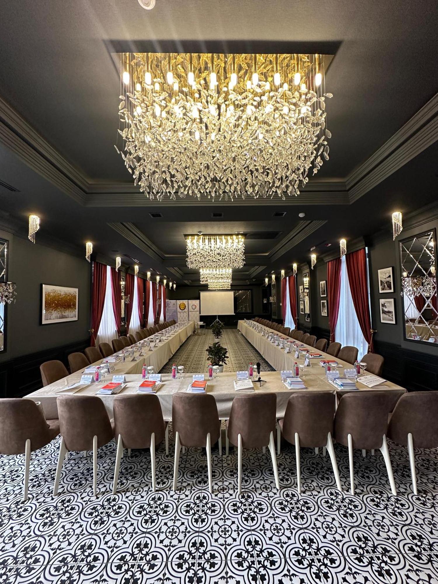 Leon Hotel Spa 간자 외부 사진